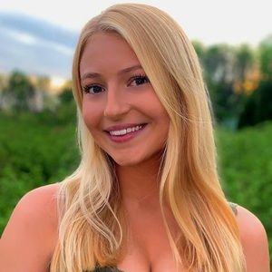 Meet your Posher, Anastasia